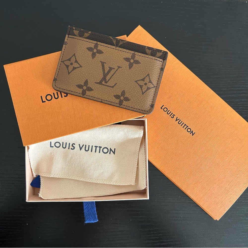Louis Vuitton Reverse Monogram Card Holder
